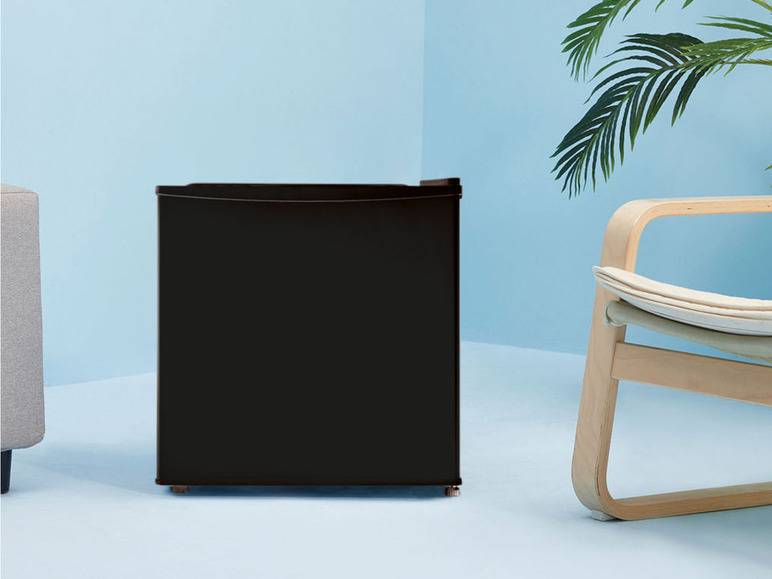 Comfee Mini-Kühlschrank »RCD76DK2«, mit Eisfach Muttertagsangebot