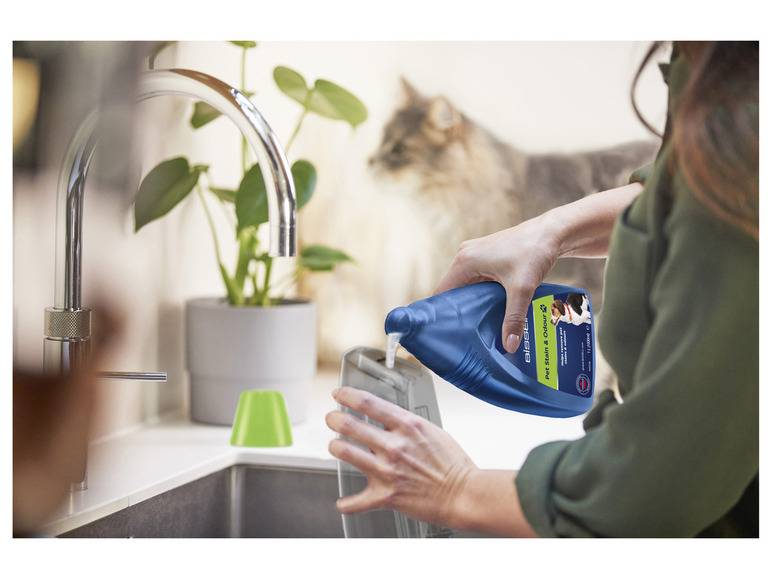Bissell Fleckenreinigungsmittel »Pet Stain and Odour« gegen Verschmutzungen Riesige Ersparnisse
