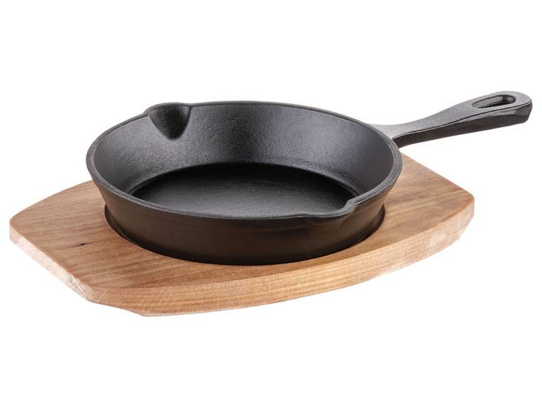 MÄSER Mini Gusseisenpfanne, Ø 16 cm, mit Servierbrett Sonderangebot der Fabrik
