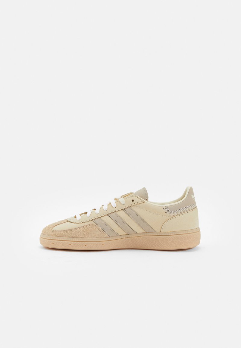 adidas Originals adidas Originals HANDBALL SPEZIAL UNISEX - Trainers 2025