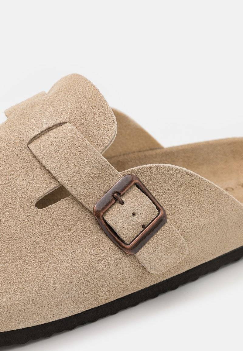 Pier One Pier One LEATHER UNISEX - Slippers - beige Online