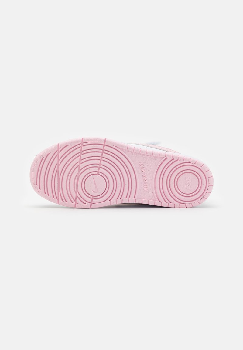 Nike Sportswear Nike Sportswear COURT BOROUGH RECRAFT UNISEX - Trainers Auslauf
