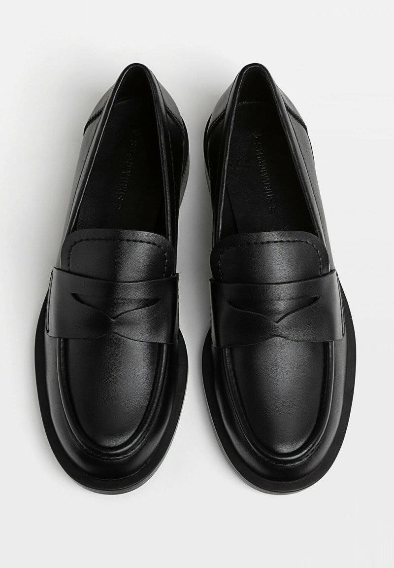Stradivarius Stradivarius LOAFERS - Slip-ons - black Verkauf