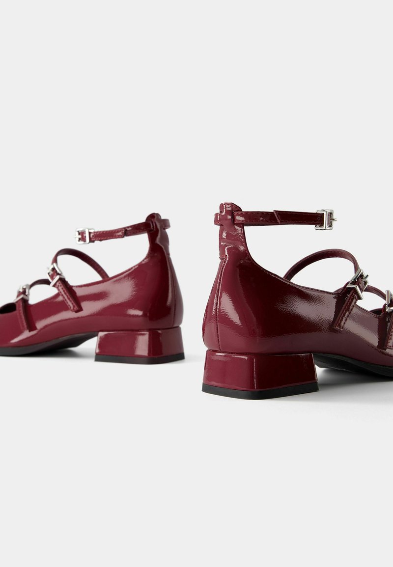 Bershka Bershka MARY JANES - Ankle strap ballet pumps - dark red Schlussverkauf