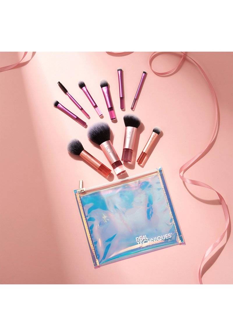 Real Techniques Real Techniques TRAVEL FANTASY MINI BRUSH SET - Makeup brush set Online Shopping