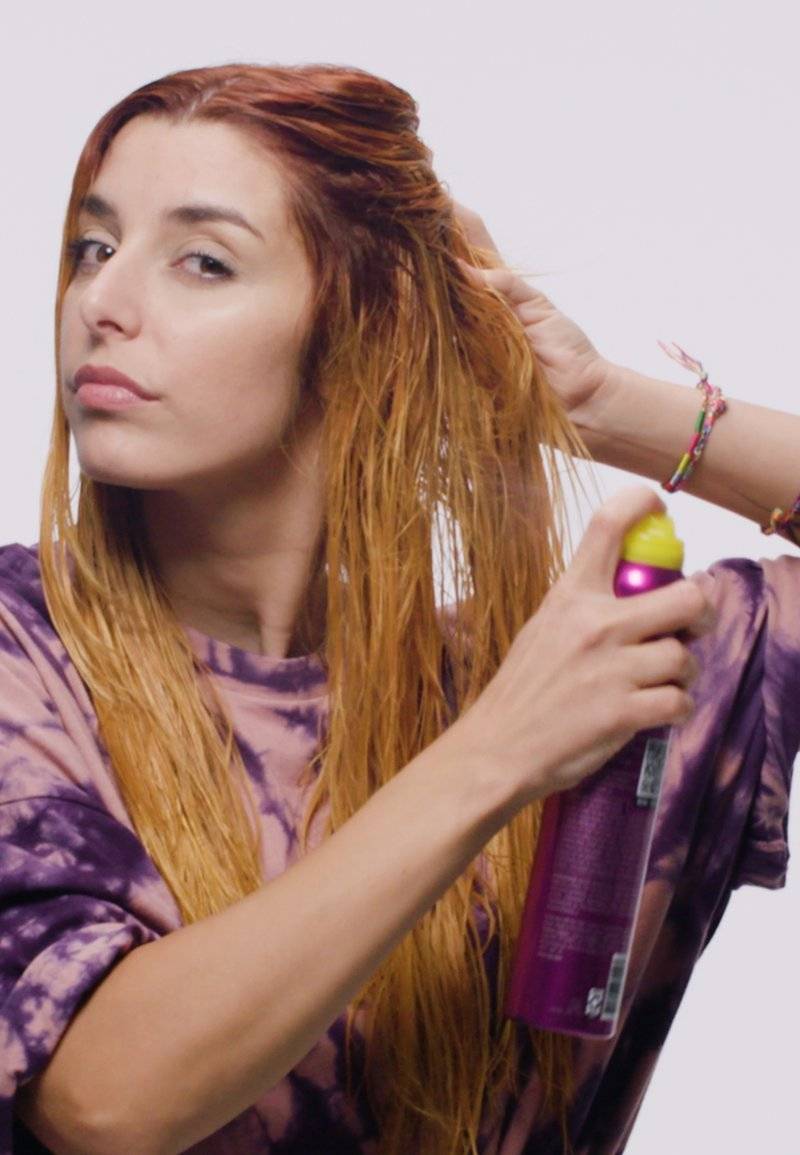Tigi Tigi BED HEAD QUEEN FOR A DAY AEROSOL - Hair styling Neuheiten