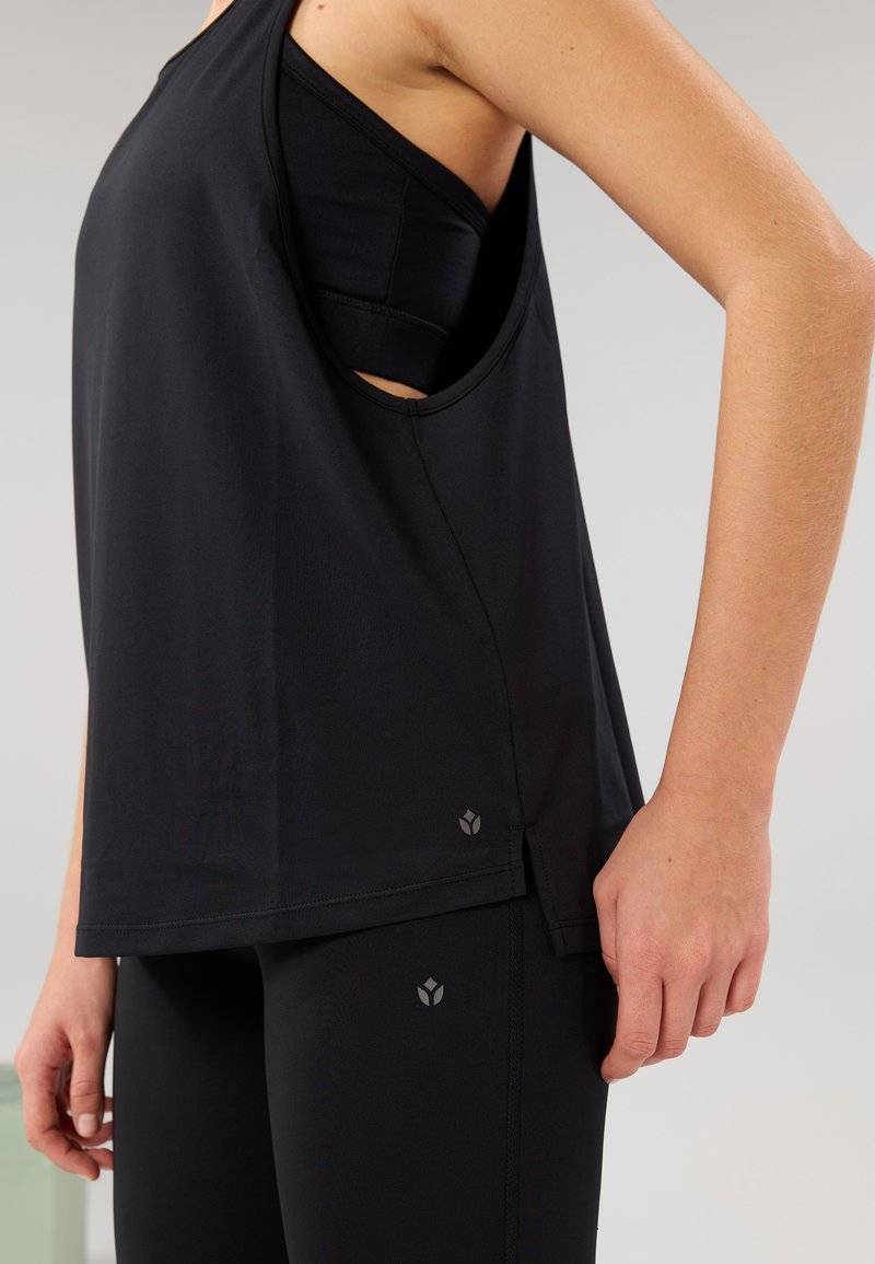 Even&Odd active Even&Odd active Top - black Im Verkauf