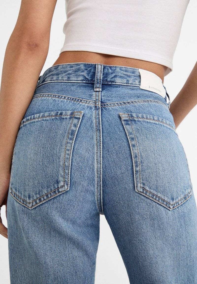 Stradivarius Stradivarius Straight leg jeans - light blue Kostenloser Versand