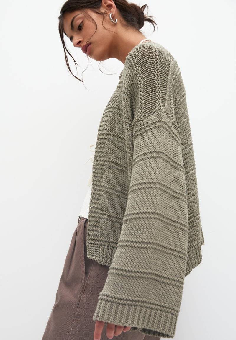 PULL&BEAR PULL&BEAR Cardigan - khaki Online Shopping