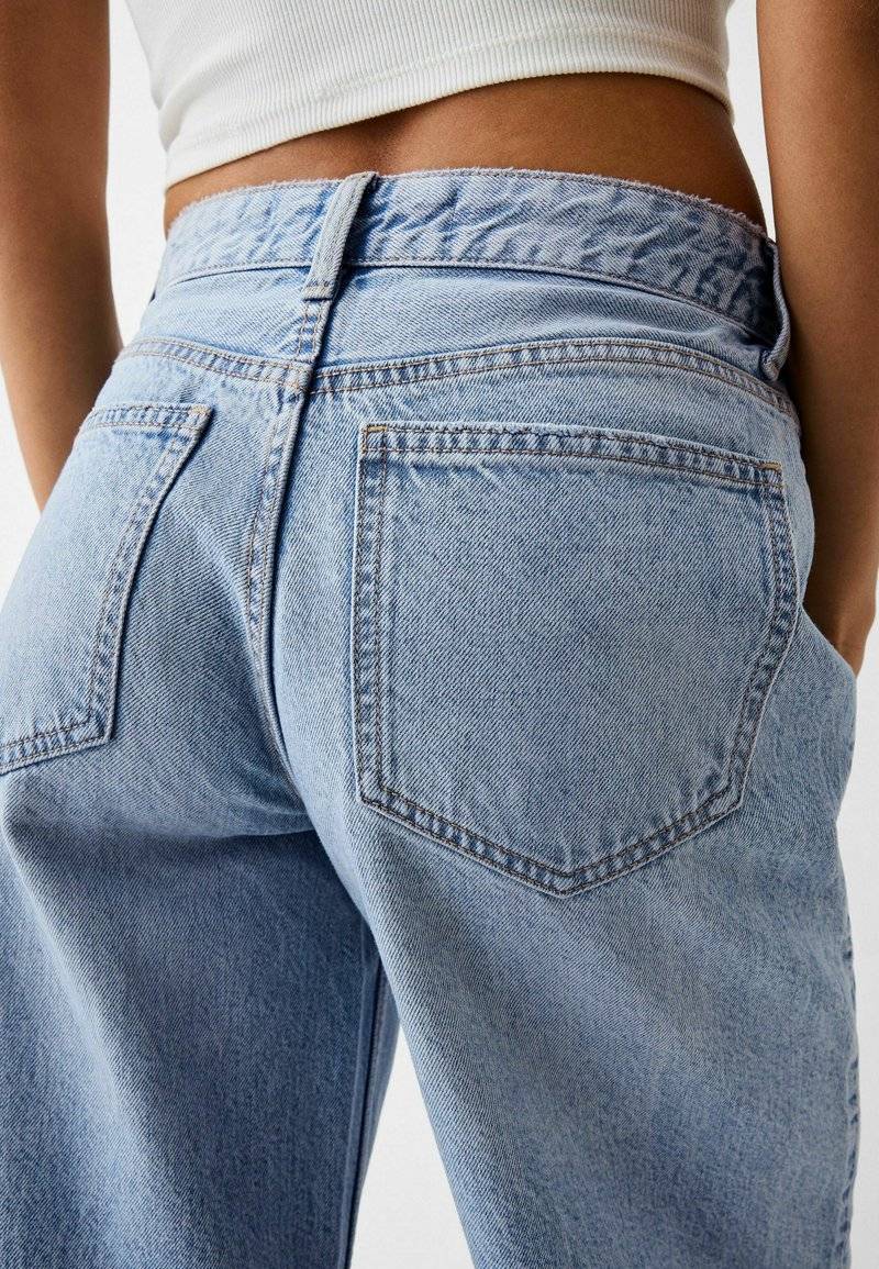 Bershka Bershka WIDE-LEG - Relaxed fit jeans Exklusivangebot