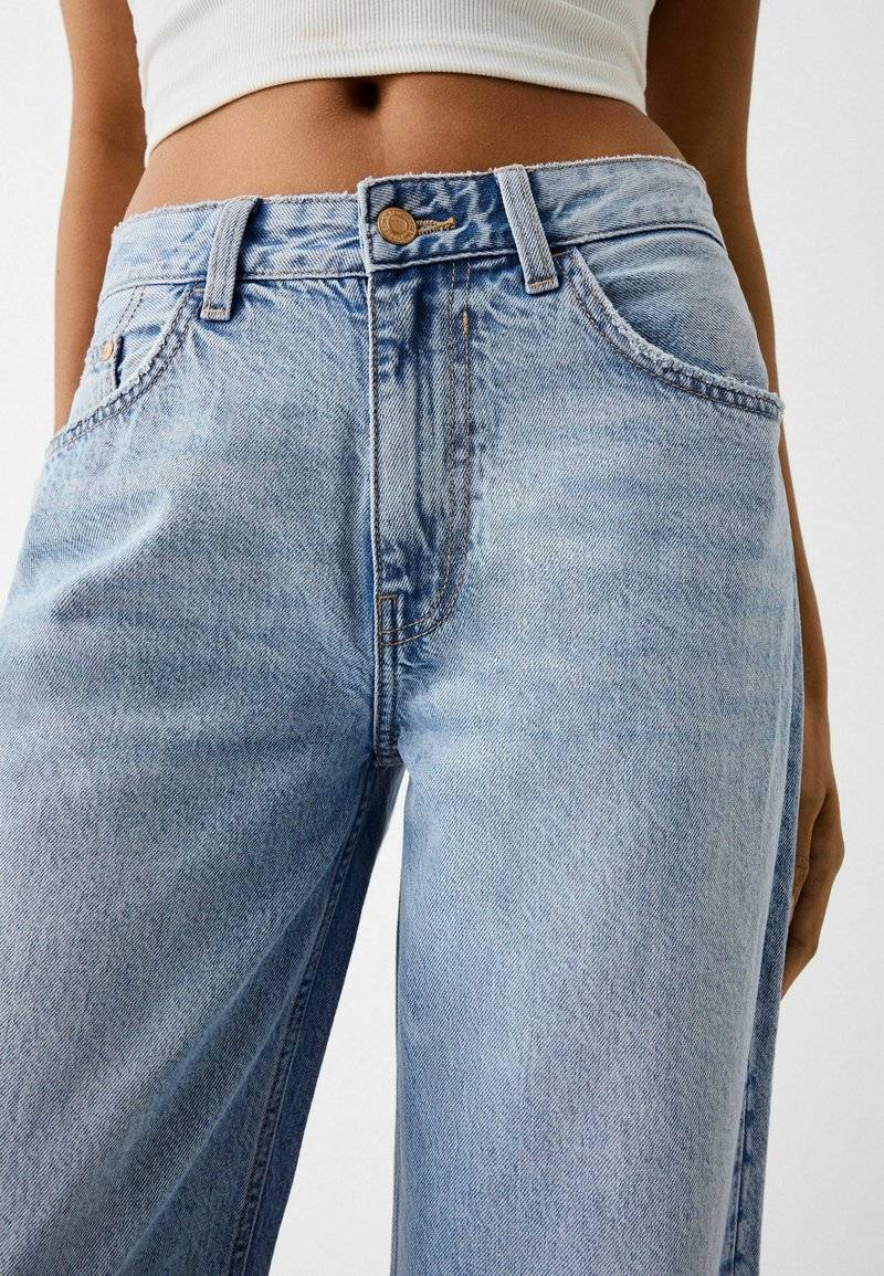 Bershka Bershka WIDE-LEG - Relaxed fit jeans Exklusivangebot