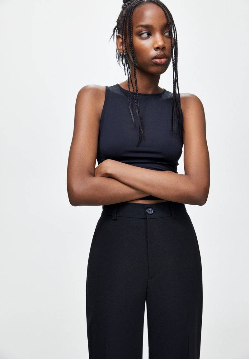 PULL&BEAR PULL&BEAR STRAIGHT - Trousers - black Preisnachlass