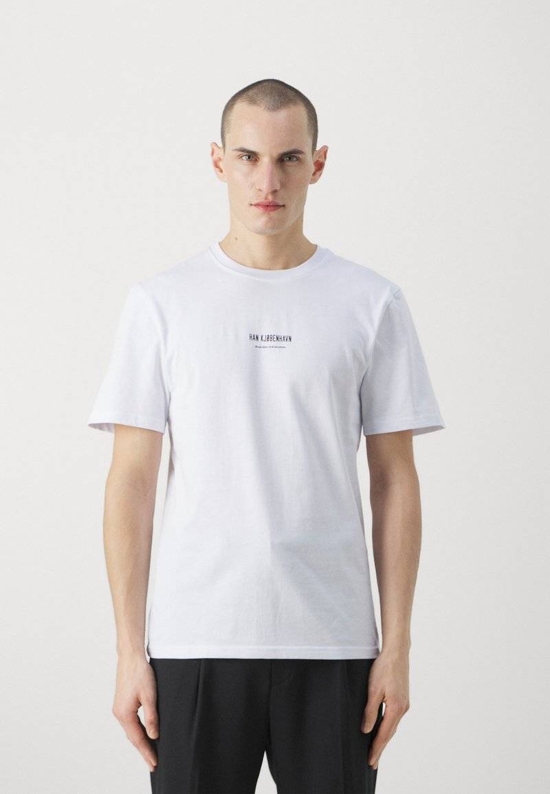Han Kjøbenhavn Han Kjøbenhavn SHADOWS MOON REGULAR TEE UNISEX - Print T-shirt - white Super Sparpreis