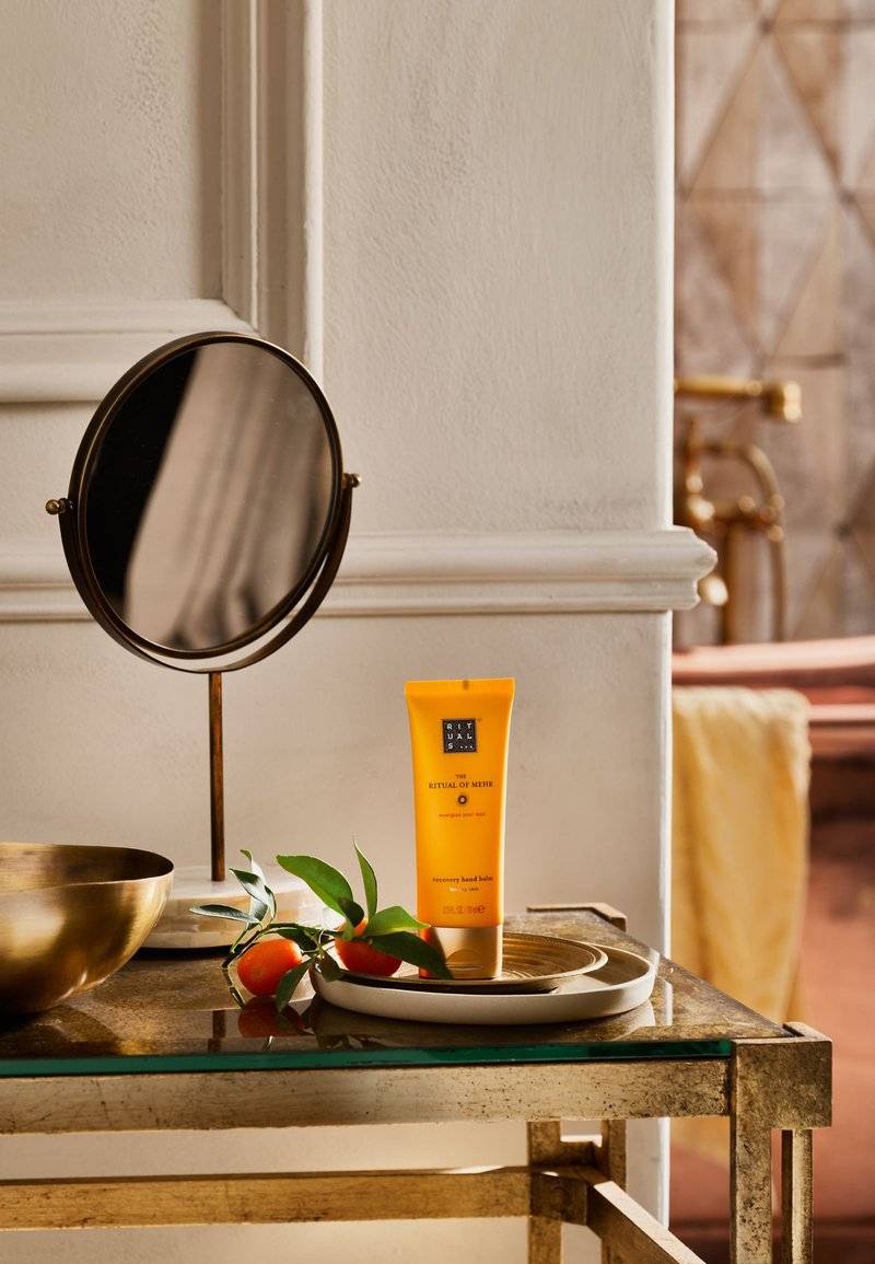 Rituals Rituals RECOVERY HAND BALM THE RITUAL OF MEHR - CITRUS / WOODY - SWEET ORANGE & CEDARWOOD - Hand cream Bis zu 50% Rabatt
