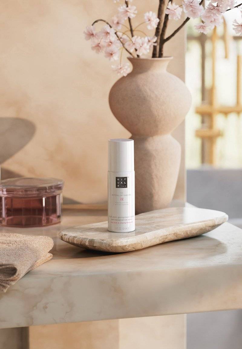 Rituals Rituals ANTI-PERSPIRANT SPRAY TRAVEL SIZE THE RITUAL OF SAKURA - FLORAL - CHERRY BLOSSOM & RICE MILK - Deodorant Im Verkauf