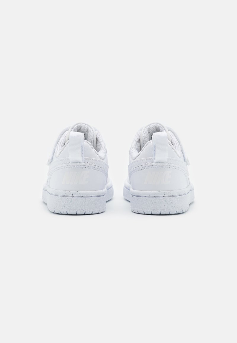 Nike Sportswear Nike Sportswear COURT BOROUGH RECRAFT UNISEX - Trainers - white Lagerräumung