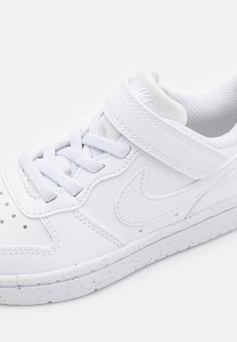 Nike Sportswear Nike Sportswear COURT BOROUGH RECRAFT UNISEX - Trainers - white Lagerräumung