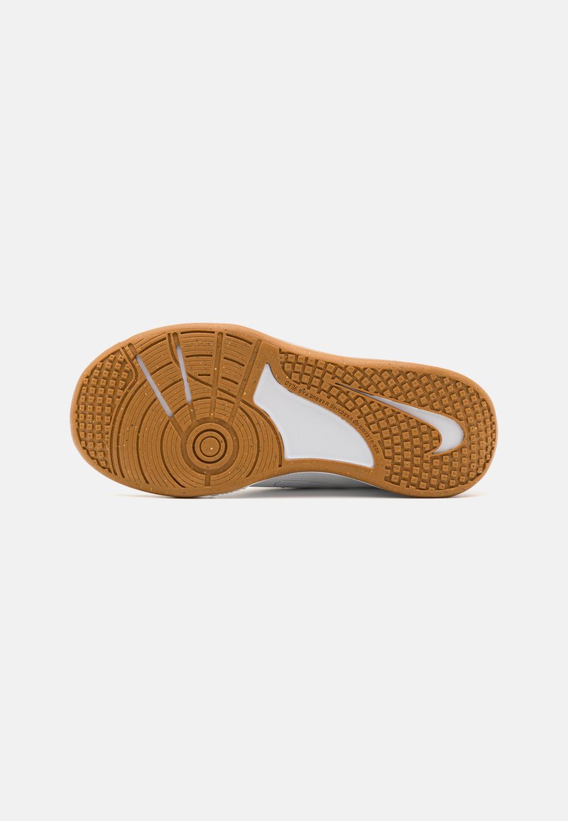 Nike Performance Nike Performance OMNI MULTI COURT UNISEX - Training shoe Saisonale Angebote