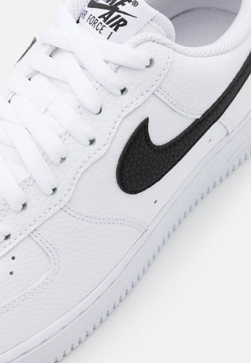 Nike Sportswear Nike Sportswear AIR FORCE 1 '07 - Trainers Super Sparpreis