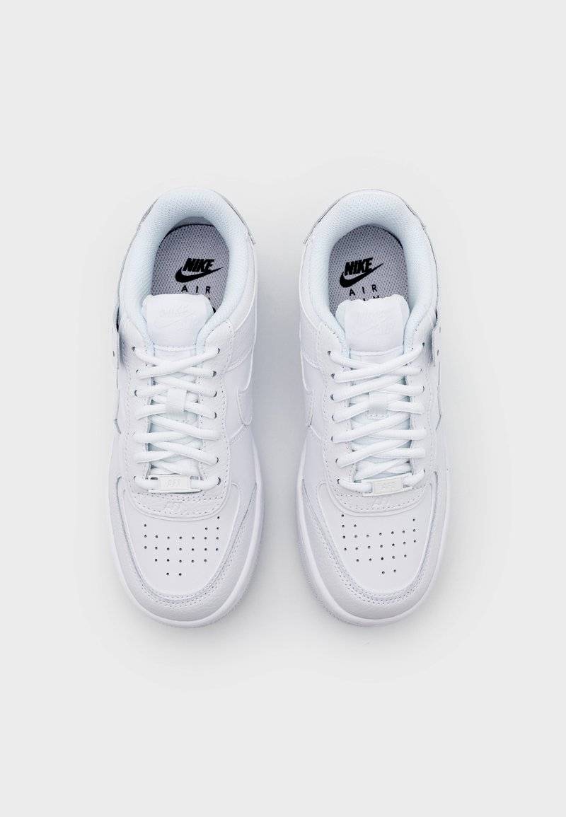 Nike Sportswear Nike Sportswear AF1 SHADOW - Trainers - white Wochenangebot