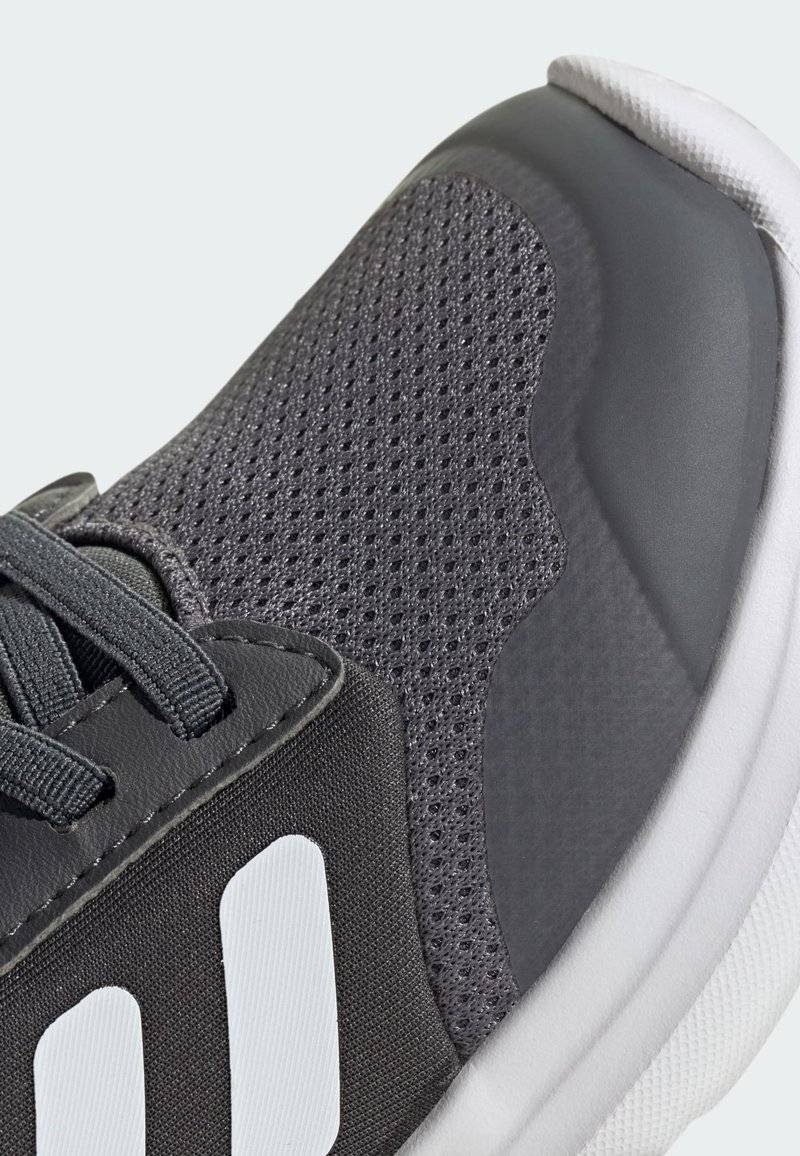 adidas Performance adidas Performance TENSOR 2.0 KIDS - Neutral running shoes - grey four cloud white core black Begrenzte Freigabe