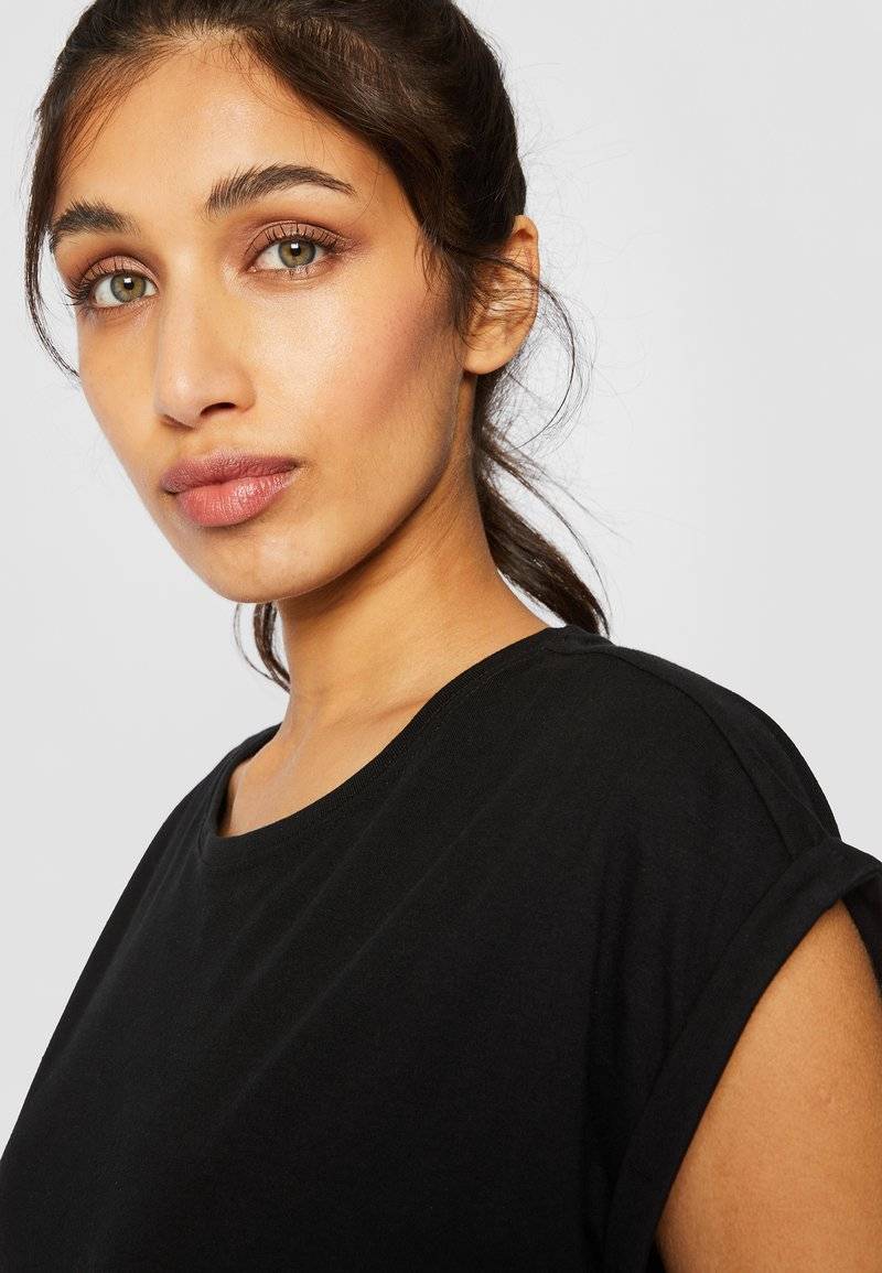 Urban Classics Urban Classics EXTENDED SHOULDER - Basic T-shirt - black Kostenloser Versand
