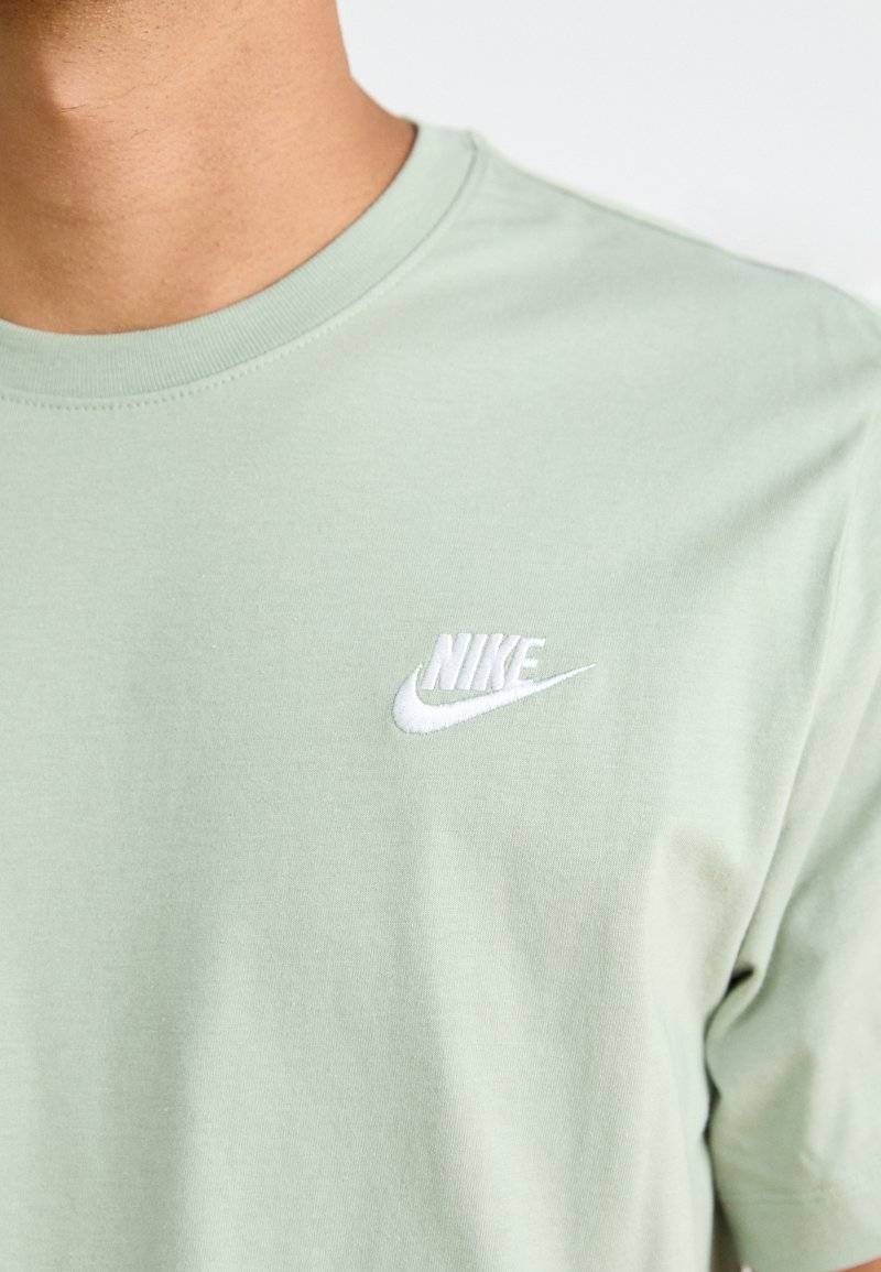 Nike Sportswear Nike Sportswear CLUB TEE - Basic T-shirt - mint Begrenztes Angebot