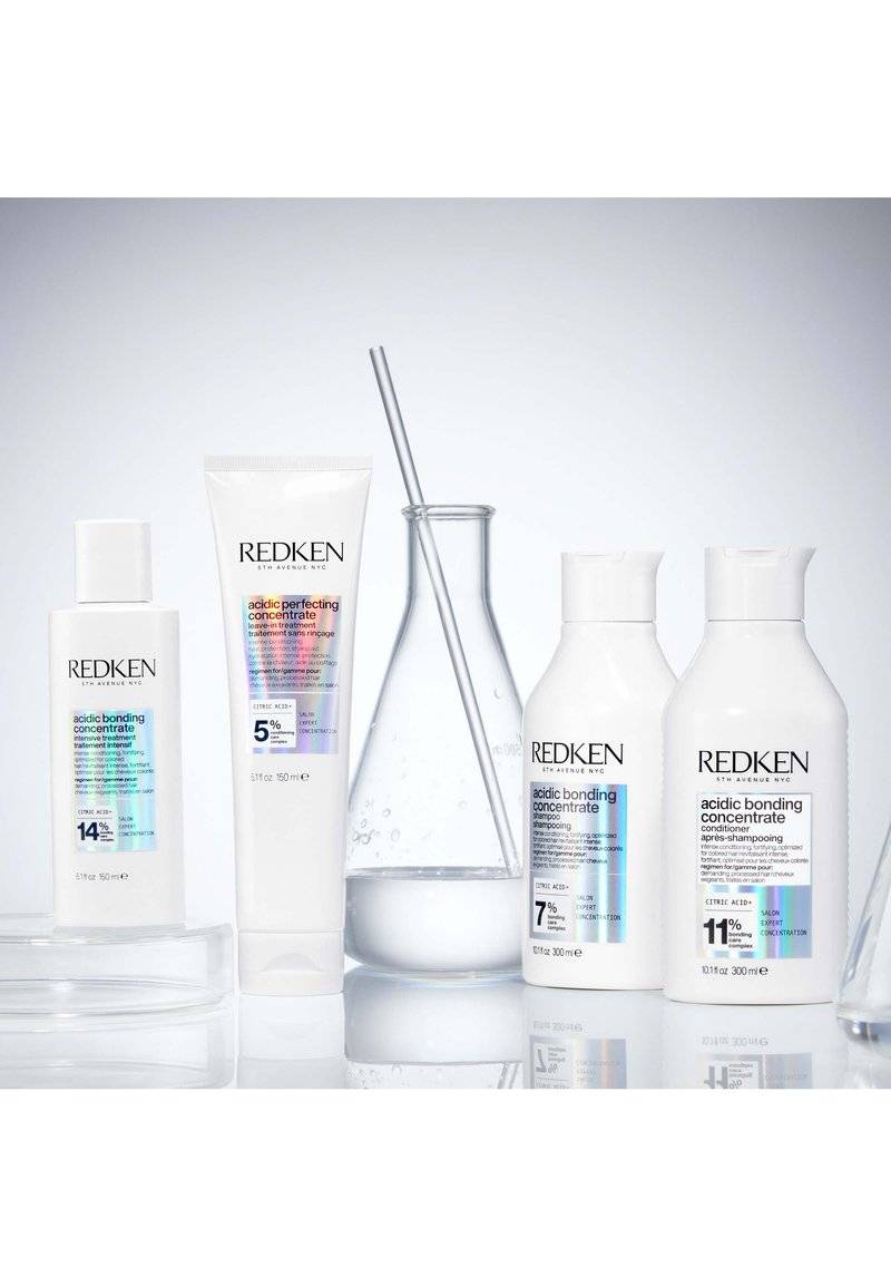Redken Redken ACIDIC BONDING CONCENTRATE CONDITIONER | STRENGTH REPAIR, INTENSE CONDITIONING AND COLOR PROTECTION FOR DAMAGED HAIR - Conditioner Clearance-Verkauf