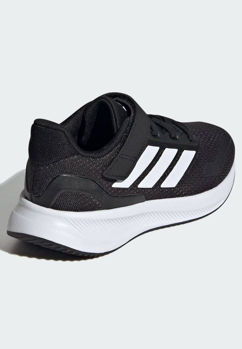 adidas Performance adidas Performance RUNFALCON 5 UNISEX - Neutral running shoes - core black cloud white cloud white Angebote
