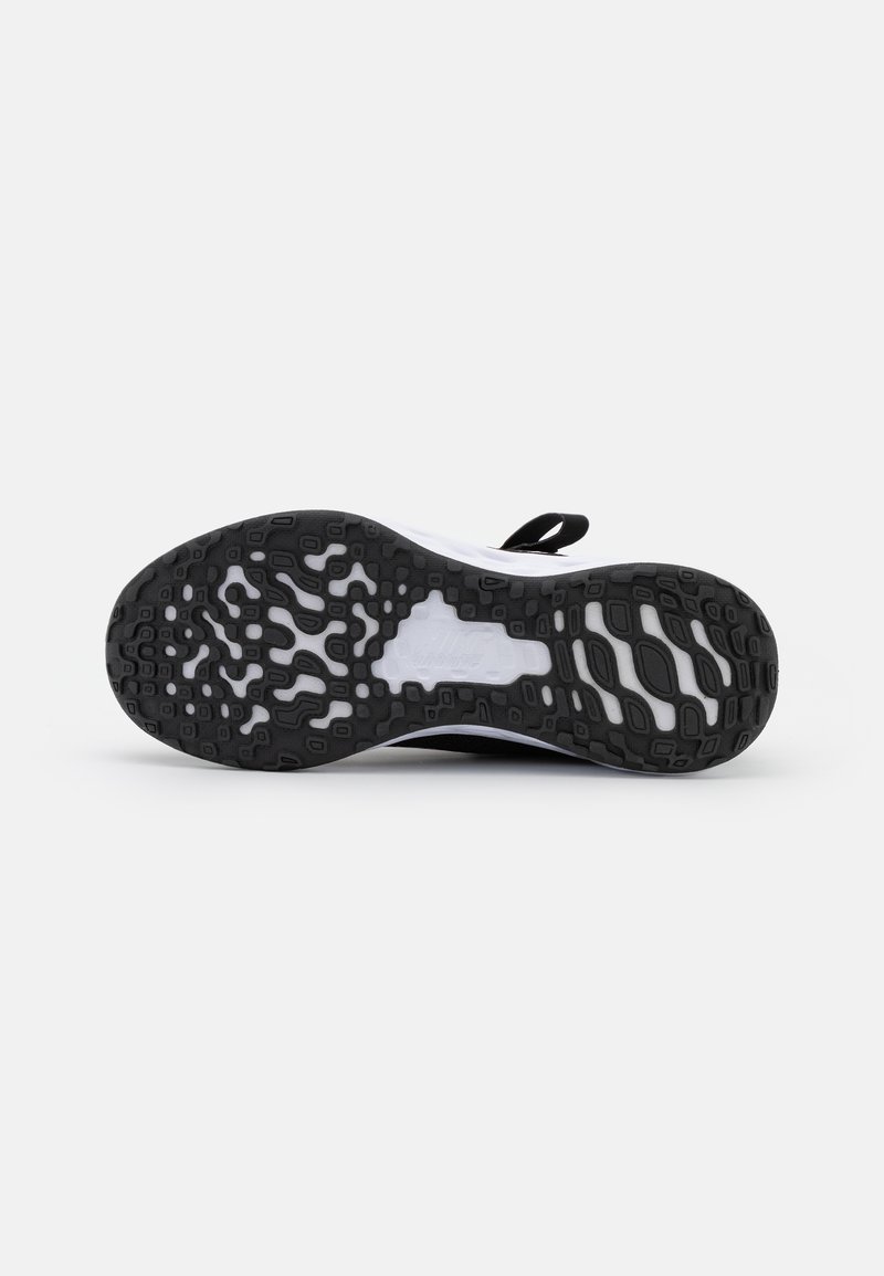 Nike Performance Nike Performance NIKE REVOLUTION 6 FLYEASE (PS - Neutral running shoes Saisonschlussverkauf