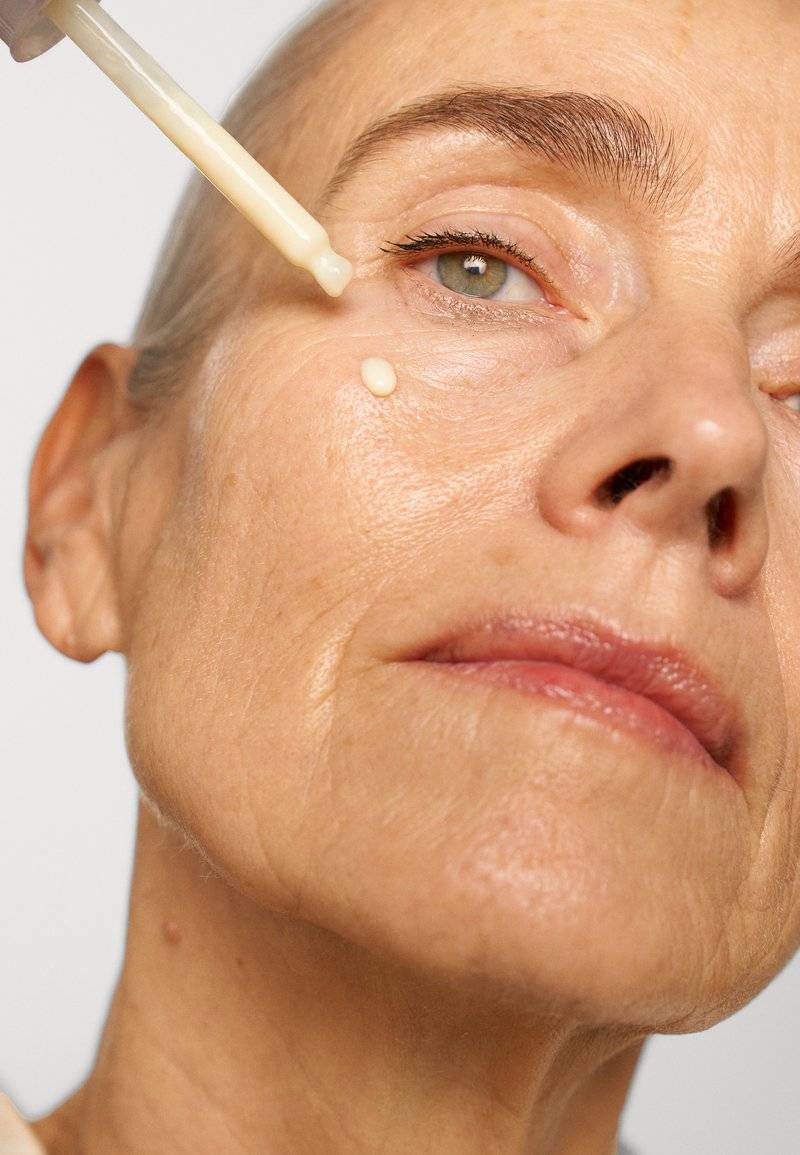 The Ordinary The Ordinary GRANACTIVE RETINOID 2% EMULSION - Serum Begrenzte Freigabe