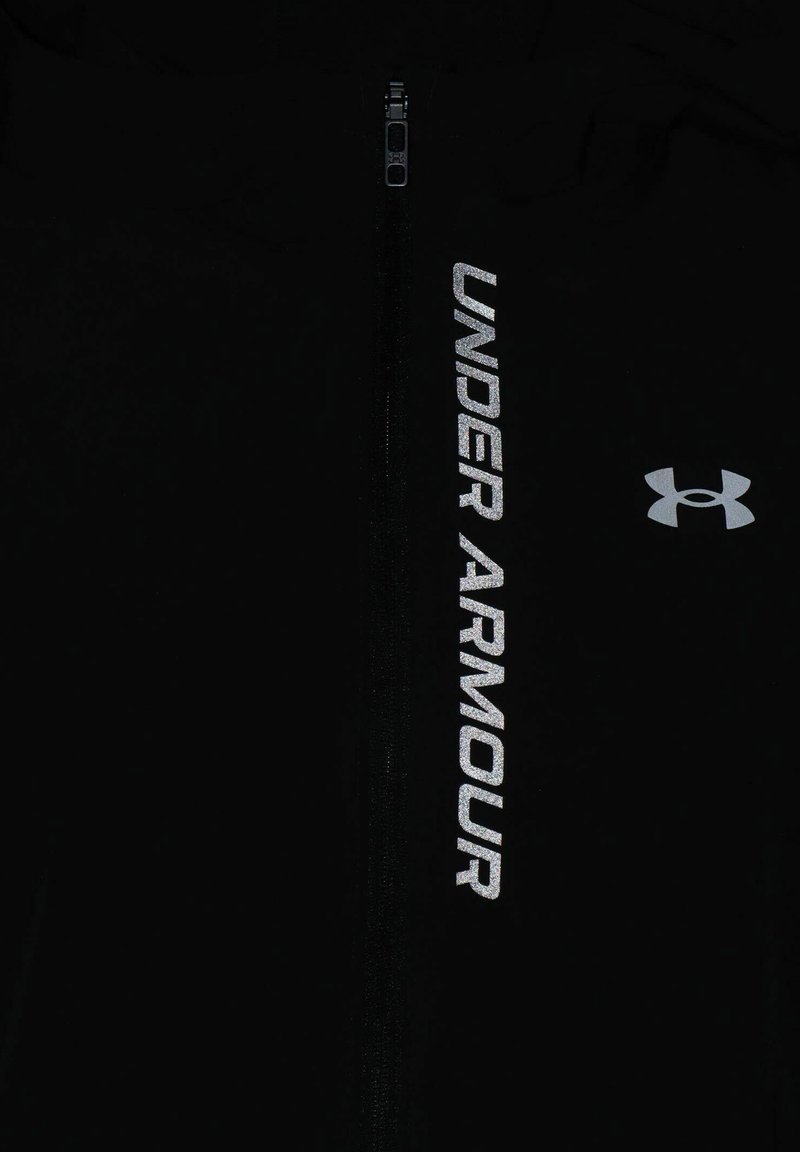 Under Armour Under Armour OUT THE STORM - Running jacket - black jet gray reflective Bis zu 50% Rabatt