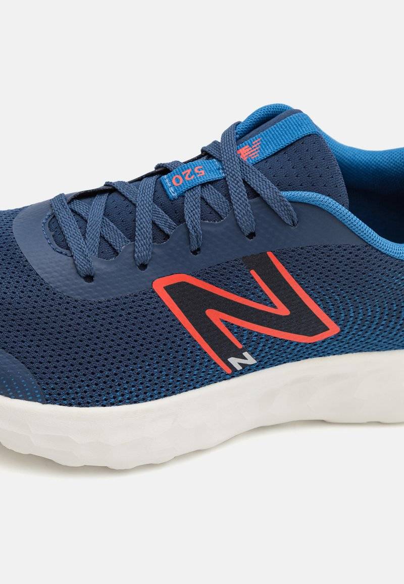 New Balance New Balance 520V8 UNISEX - Competition running shoes - navy Riesige Rabatte