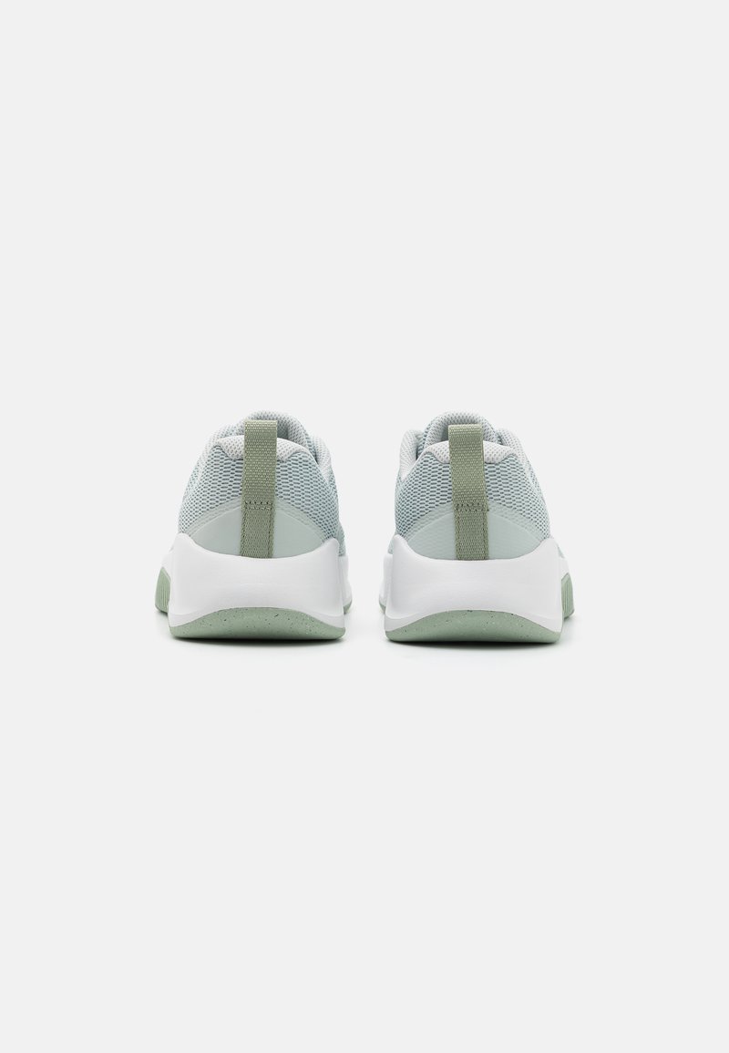 Nike Performance Nike Performance MC TRAINER 3 - Training shoe Kostenloser Versand international