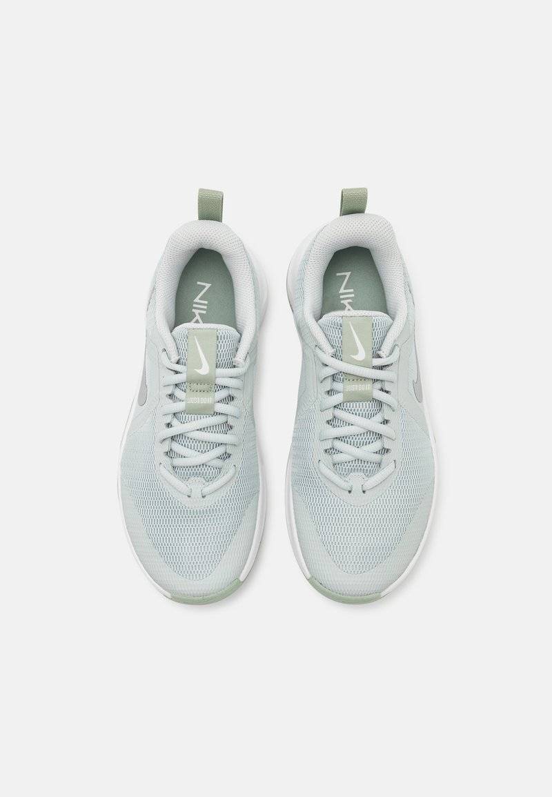 Nike Performance Nike Performance MC TRAINER 3 - Training shoe Kostenloser Versand international