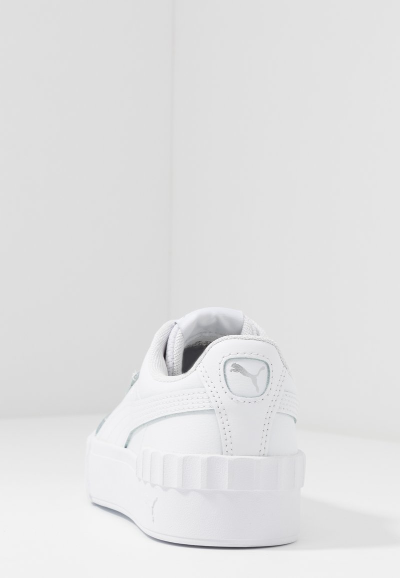 Puma Puma CARINA LIFT - Trainers - white Zeitbegrenzte Promotion