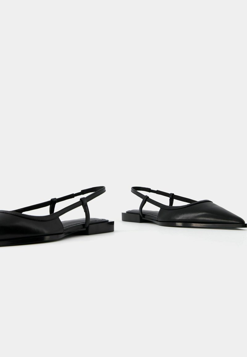Bershka Bershka POINTED - Slingback ballet pumps - black 50% Rabatt mit kostenlosem Versand