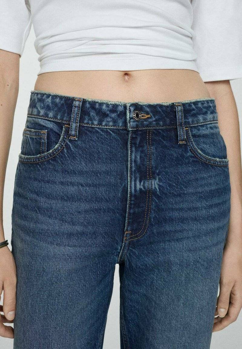 Mango Mango Relaxed fit jeans - bleu foncé Weihnachtsangebot
