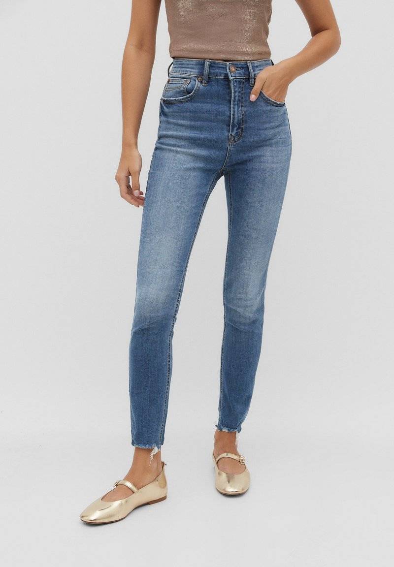 Stradivarius Stradivarius Jeans Skinny Fit - blue denim Große Rabatte
