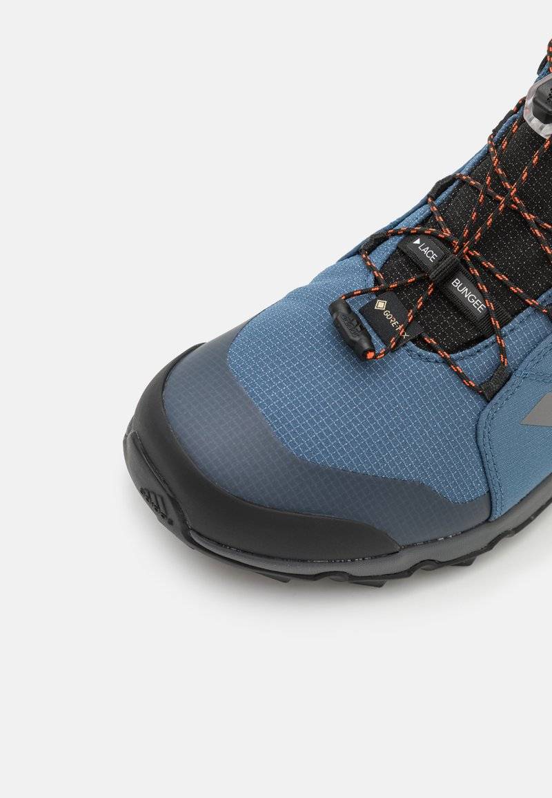 Adidas Terrex Adidas Terrex TERREX MID GORE-TEX® HIKING - Hiking shoes Exklusivangebot