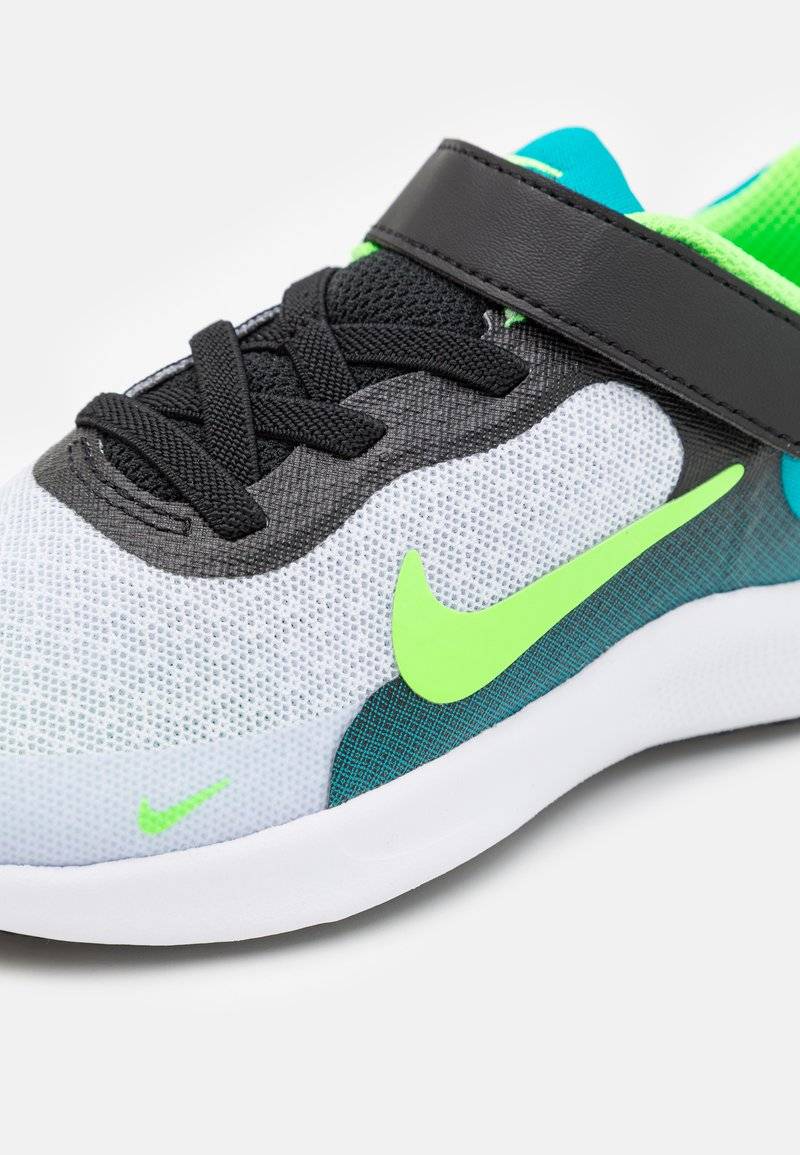 Nike Performance Nike Performance REVOLUTION 7 UNISEX - Competition running shoes Muttertagsangebot