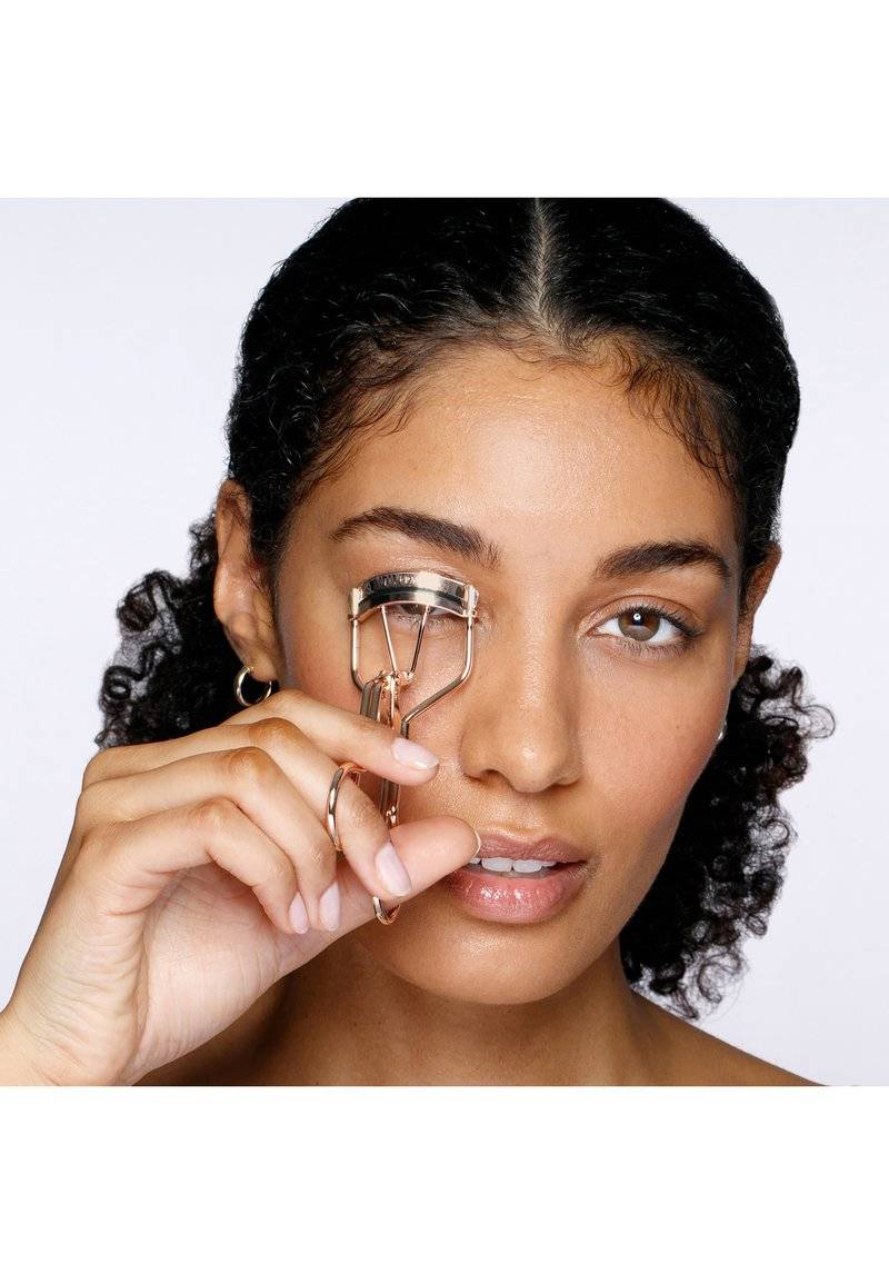 TWEEZERMAN TWEEZERMAN CURL 38° EYELASH CURLER - Eye makeup tool - champagner Nur für heute