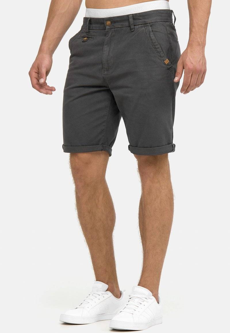 INDICODE JEANS INDICODE JEANS CUBA - Shorts - raven Günstiger Verkauf