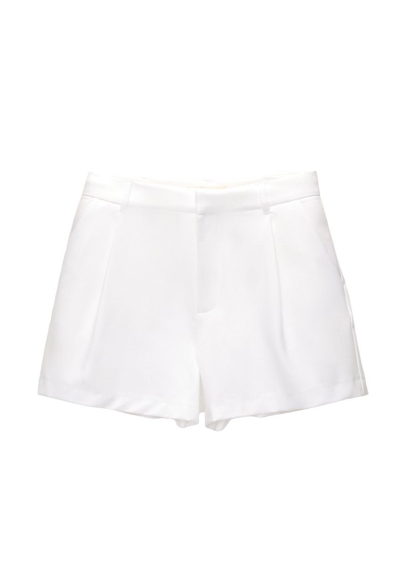 PULL&BEAR PULL&BEAR DARTED - BERMUDA - Shorts - white Blitzverkäufe