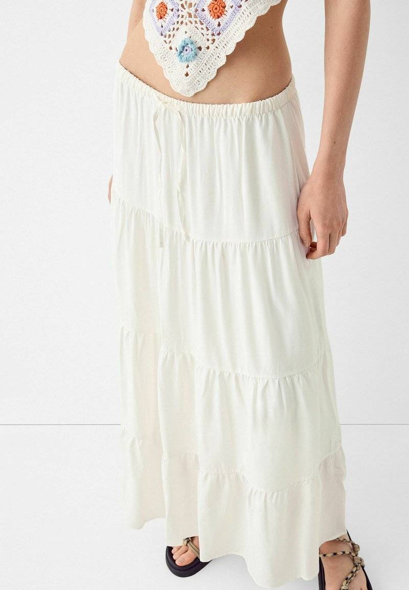 Bershka Bershka ELASTICATED - Maxi skirt - white Günstig kaufen