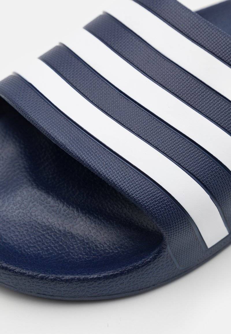 adidas Sportswear adidas Sportswear ADILETTE AQUA - Pool slides Black Friday