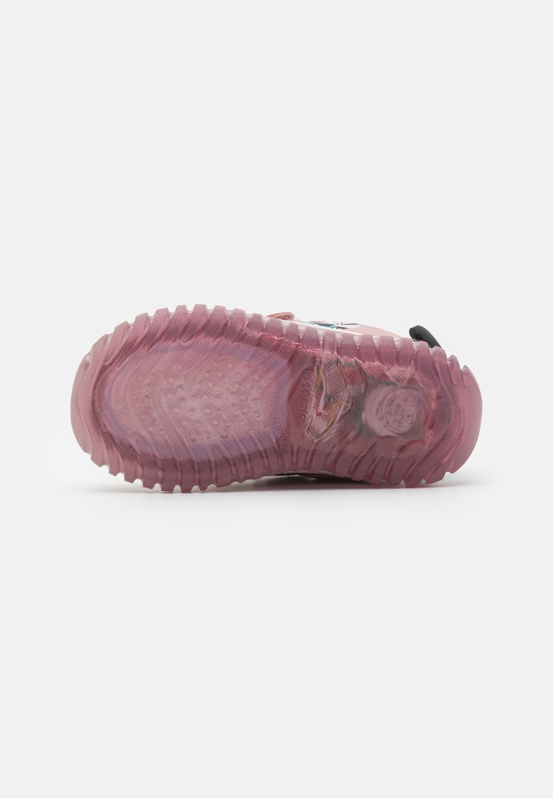 Geox Geox LIGHTYLOO GIRL LIGHT UP - Trainers Letzte 2 Tage