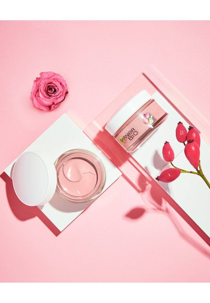 Garnier Garnier ORGANIC ROSY GLOW 3IN1 ROSÉ CREAM - Face cream Fabrikpreis