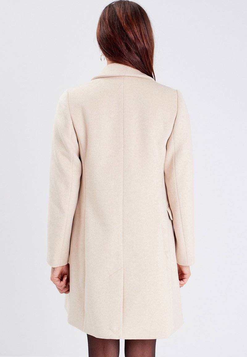 Cache Cache Cache Cache GERADER MIT KNÖPFEN - Classic coat - beige Exklusivangebot