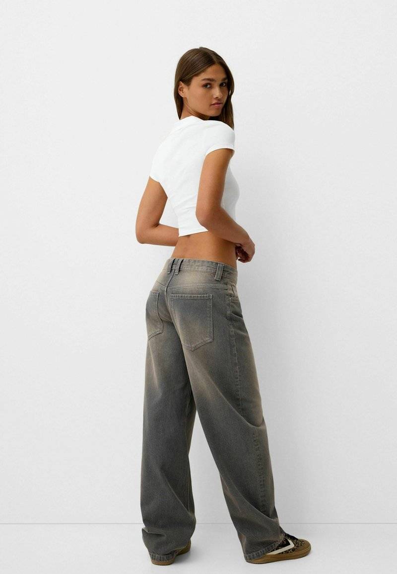 Bershka Bershka BALLOON FIT - Relaxed fit jeans - mottled dark grey Preisnachlass